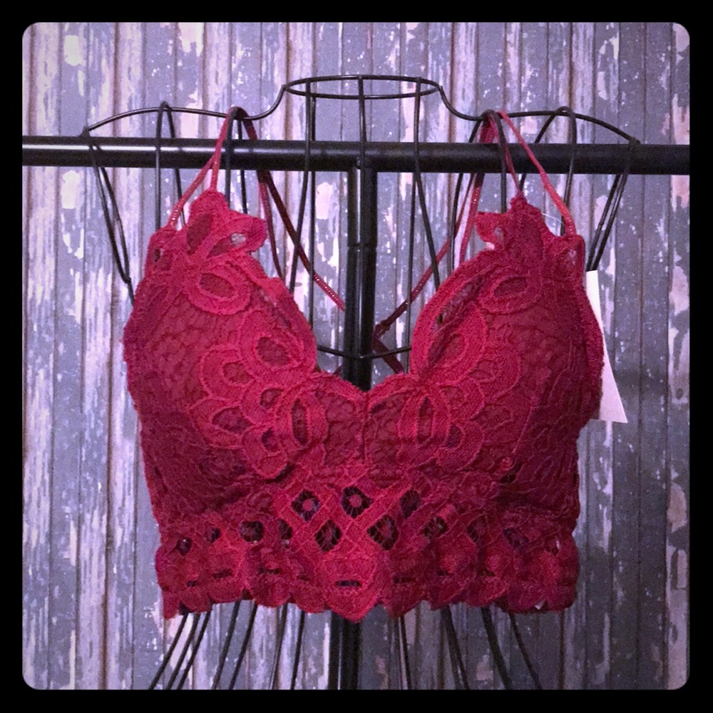 NWT ‘Camdyn’ Crimson lace bralette Size L